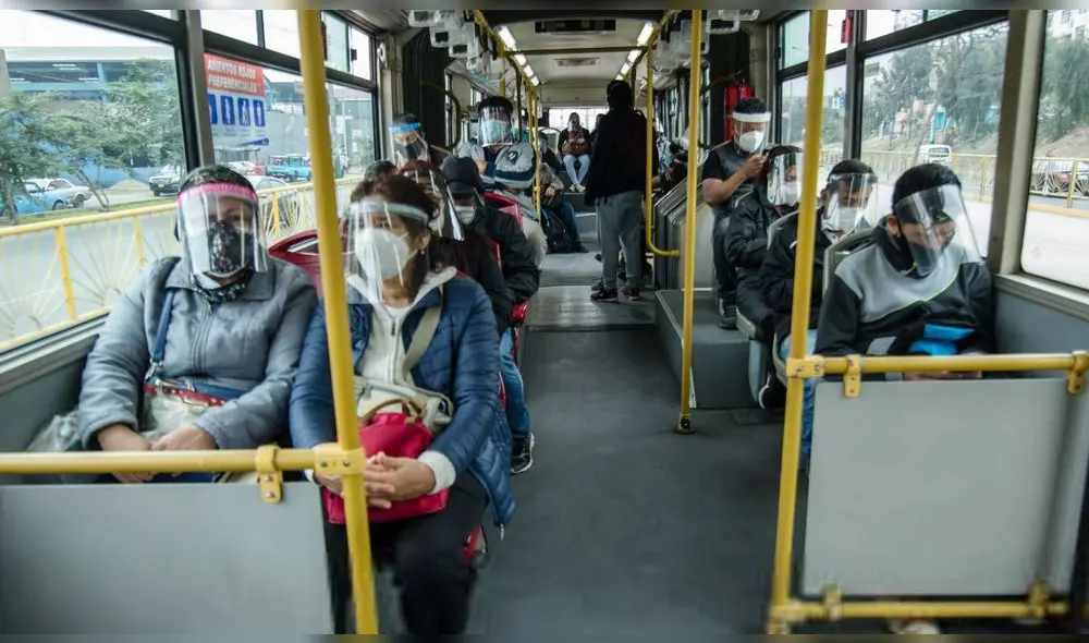 Unidades del Metropolitano no transitarán por estaciones del Centro de Lima. Foto: John Reyes/La República Unidades del Metropolitano no transitarán por estaciones del Centro de Lima. Foto: John Reyes/La República