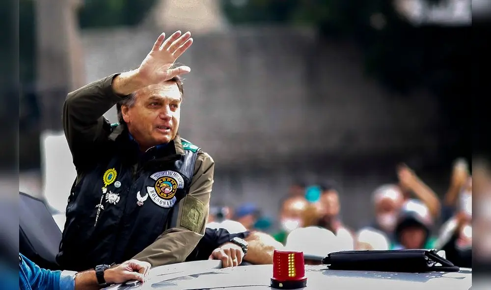 Autoridades del estado de Sao Paulo dijeron que habían multado a Bolsonaro, a su hijo congresista y al ministro de Infraestructura. Foto: AFP Autoridades del estado de Sao Paulo dijeron que habían multado a Bolsonaro, a su hijo congresista y al ministro de Infraestructura. Foto: AFP