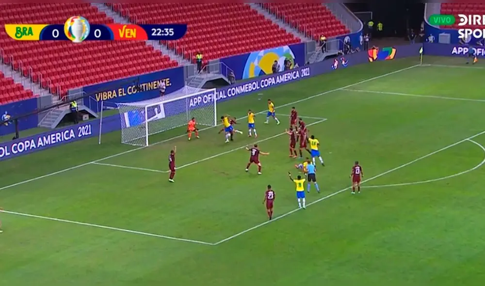 Marquinhos se encargó de abrir el marcador tras un tiro de esquina. Foto: captura/DirecTV Sports Marquinhos se encargó de abrir el marcador tras un tiro de esquina. Foto: captura/DirecTV Sports