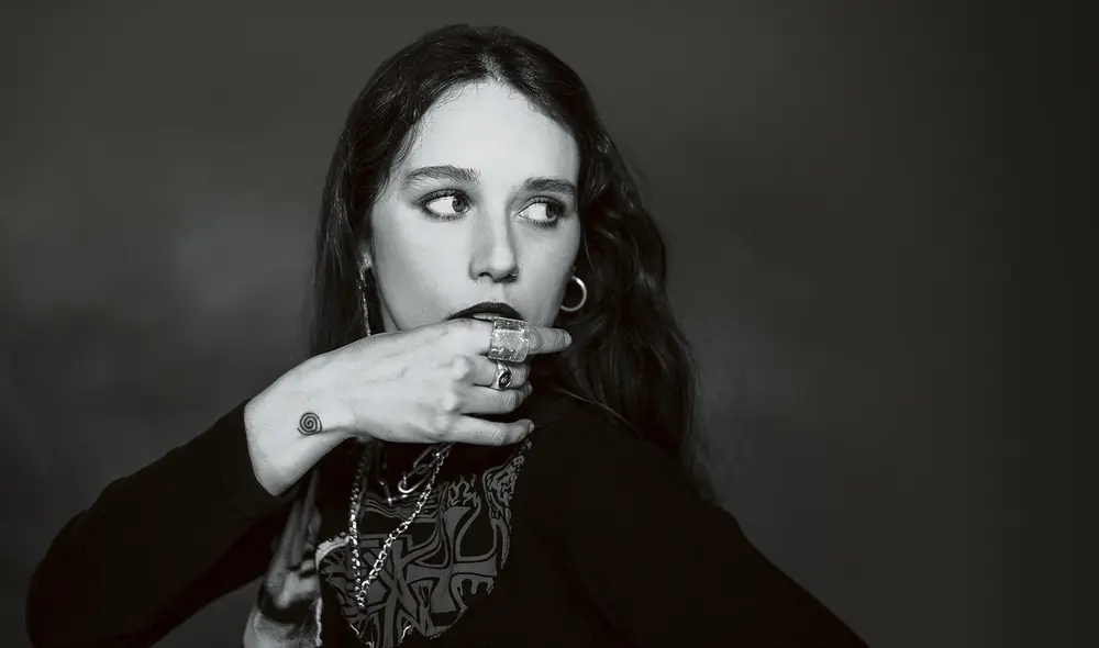 La intérprete ofrecerá tres temas grabados desde casa. Foto: difusión La intérprete ofrecerá tres temas grabados desde casa. Foto: difusión