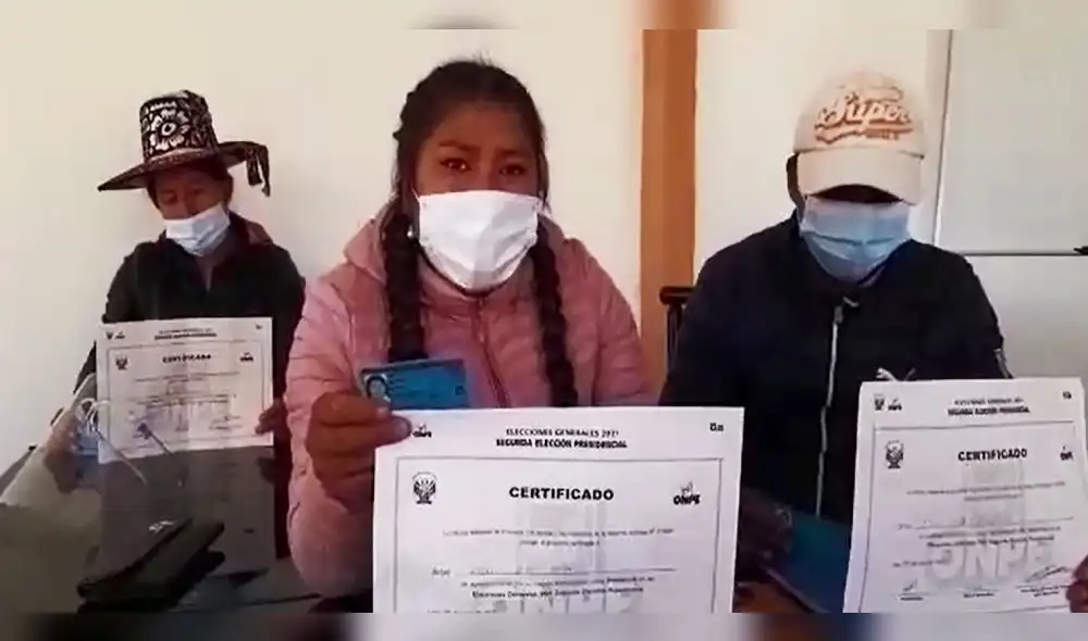 Los tres integrantes salieron a desmentir que sus firmas hayan sido falsificadas. Foto: captura video Los tres integrantes salieron a desmentir que sus firmas hayan sido falsificadas. Foto: captura video