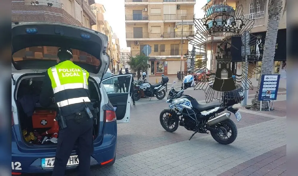 Asesinan a tiros a migrante de origen marroquí en un bar en España. Foto: Policía Local Mazarrón/referencial Asesinan a tiros a migrante de origen marroquí en un bar en España. Foto: Policía Local Mazarrón/referencial