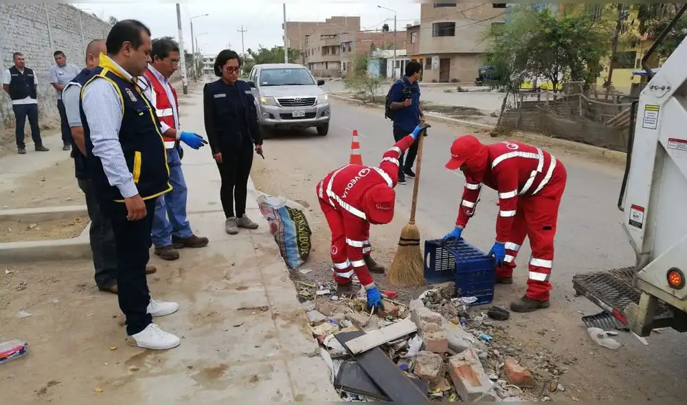 Gestión de Marcos Gasco firmó contrato con la empresa Veolia para recojo de residuos sólidos. Foto: Victor Alejandro Chero / Facebook Gestión de Marcos Gasco firmó contrato con la empresa Veolia para recojo de residuos sólidos. Foto: Victor Alejandro Chero / Facebook