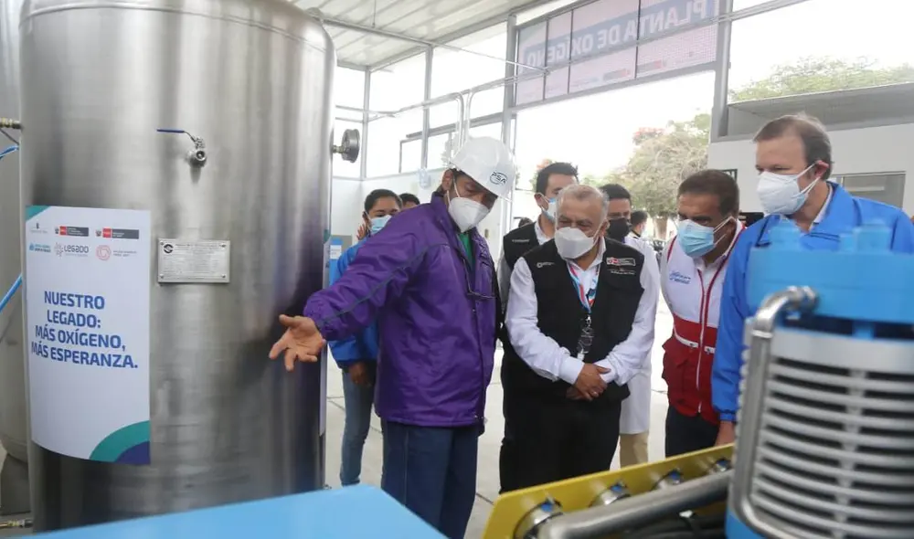Planta de oxígeno del hospital Regional que recargará hasta 40 balones diarios. Foto: GORE La Libertad