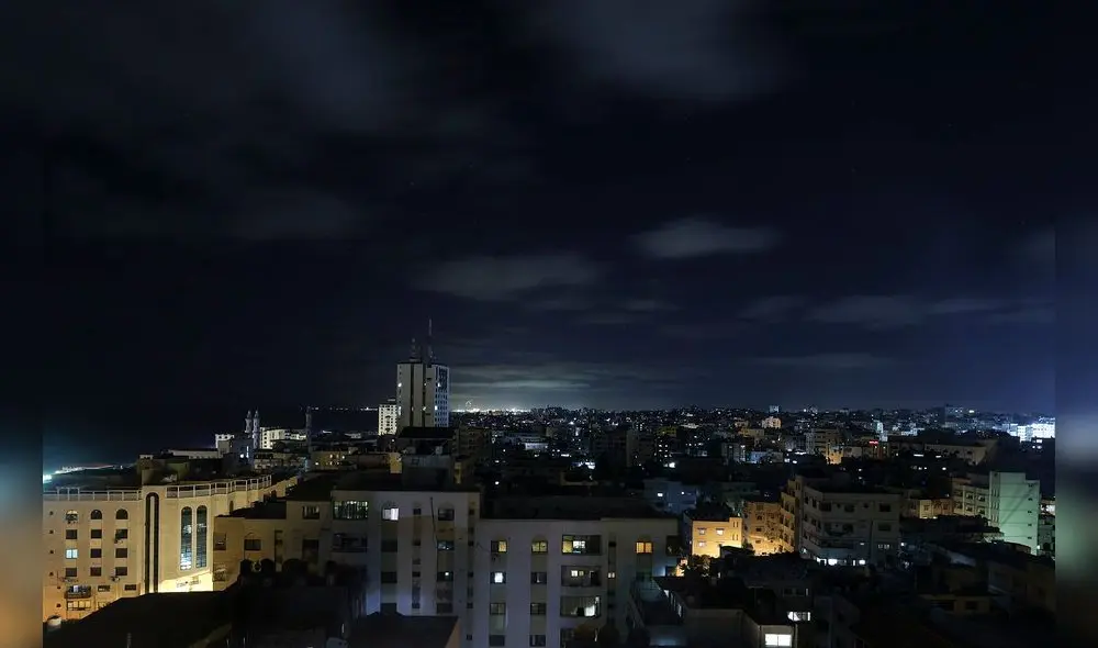 Medios locales han informado que los globos incendiarios fueron lanzados desde la Franja de Gaza hacia territorio israelí en las últimas 24 horas. Foto: AFP Medios locales han informado que los globos incendiarios fueron lanzados desde la Franja de Gaza hacia territorio israelí en las últimas 24 horas. Foto: AFP