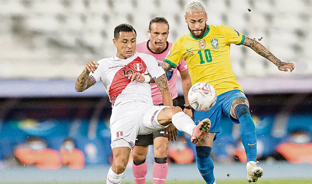 Controlados. Brasil dominó a su antojo ante una floja resistencia peruana. Foto: EFE Controlados. Brasil dominó a su antojo ante una floja resistencia peruana. Foto: EFE