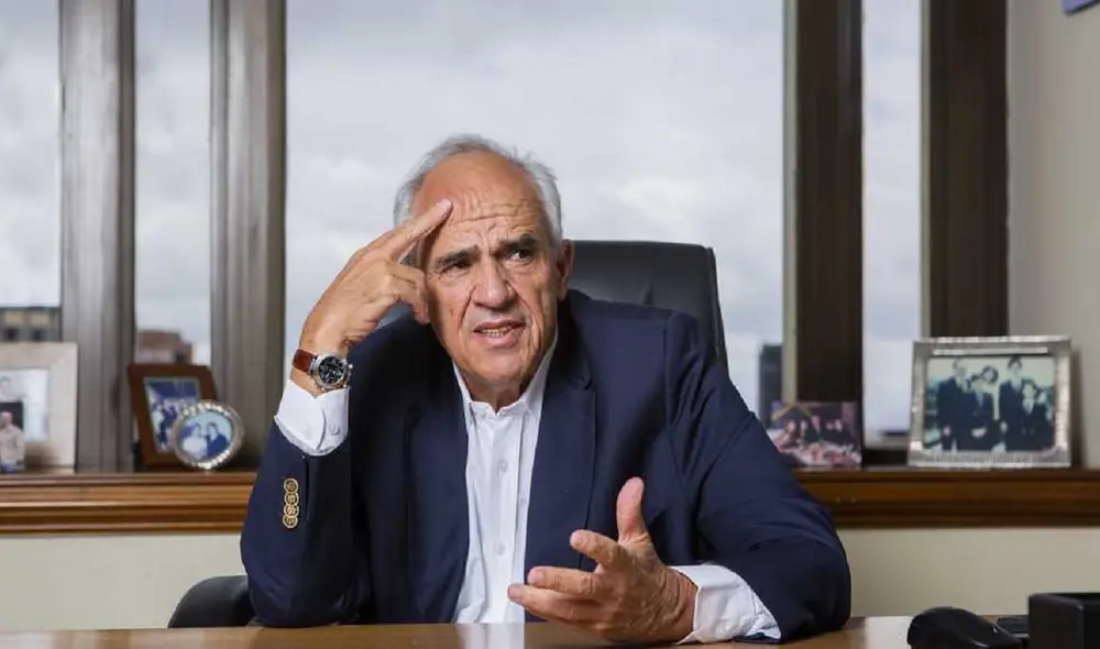 Ernesto Saber consideró que ya está definida la presidencia de Pedro Castillo. Foto: Semana Ernesto Saber consideró que ya está definida la presidencia de Pedro Castillo. Foto: Semana