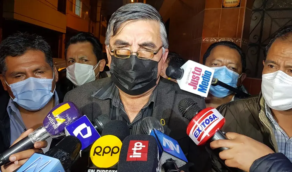 Recientemente Alex Paredes asumió la vocería de la nueva bancada de Perú Libre tras la renuncia de Betssy Chávez. Foto: César Zorrilla/ URPI-LR