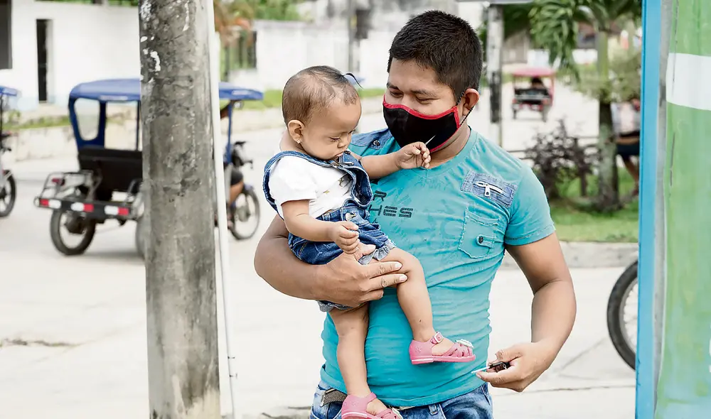 Cuidado paterno. La COVID-19 ha afectado el bienestar familiar. Urge atender este tema. Foto: Unicef