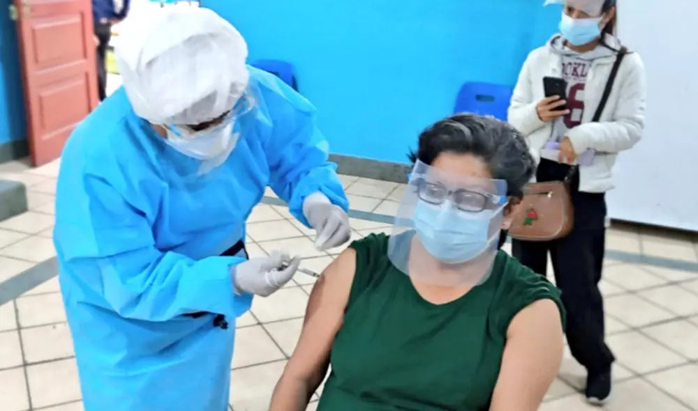 Vacunación para pacientes oncológicos iniciará en Lima y Callao. Foto: Minsa