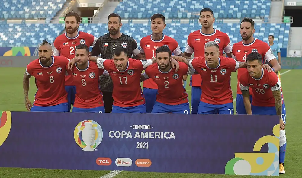 Seleccionado chileno hizo entrar a su hotel un peluquero, confirmó la Federación de Fútbol de Chile. Foto: AFP Seleccionado chileno hizo entrar a su hotel un peluquero, confirmó la Federación de Fútbol de Chile. Foto: AFP