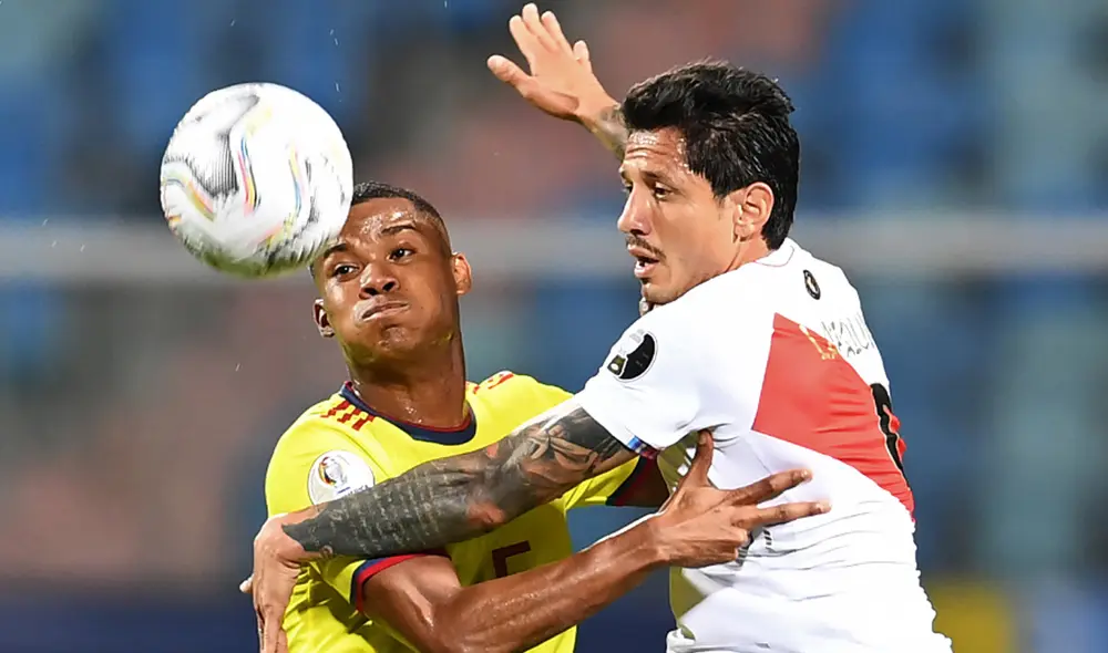 Gianluca Lapadula se ha consolidado en el equipo titular de la selección peruana. Foto: AFP