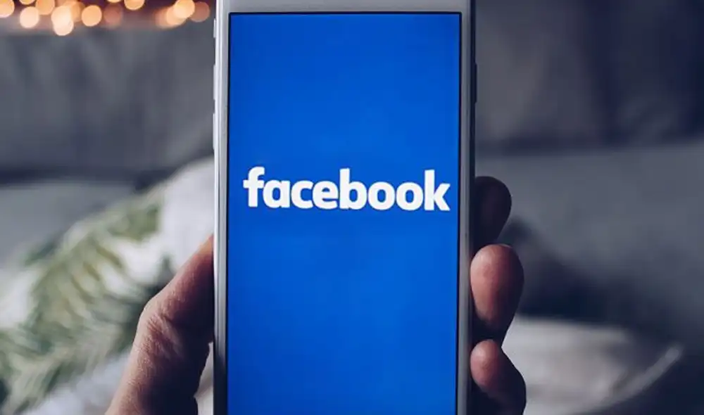 Somos los propios usuarios quienes proporcionamos este tipo de información a Facebook. Foto: Genbeta