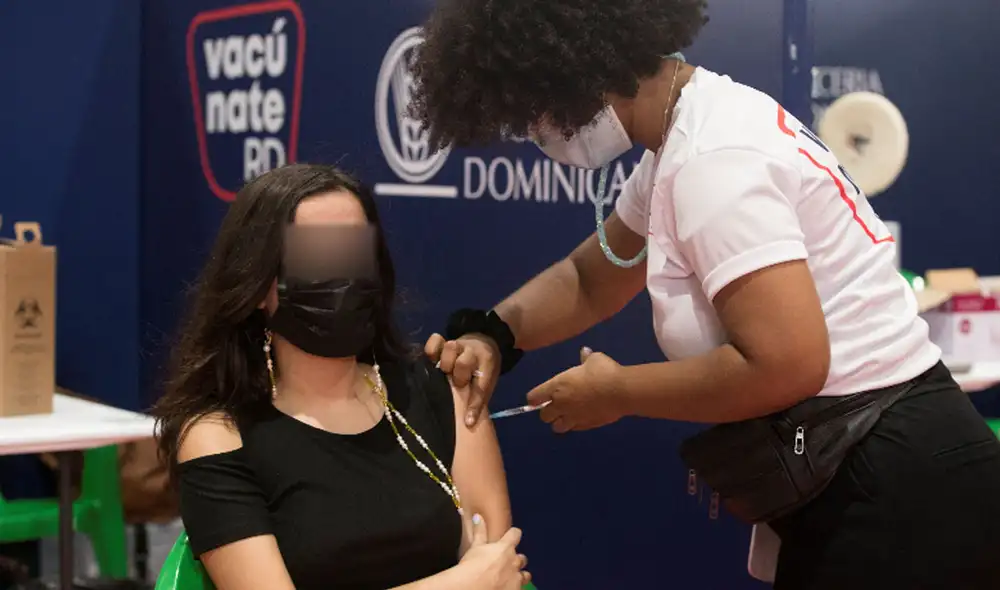 A partir de los 12 años se aplicará la vacuna Pfizer. Foto: EFE A partir de los 12 años se aplicará la vacuna Pfizer. Foto: EFE