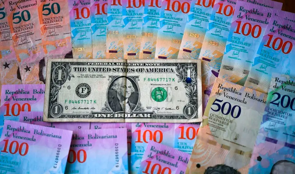 El precio del dólar en Venezuela, según DolarToday. Foto: AFP El precio del dólar en Venezuela, según DolarToday. Foto: AFP