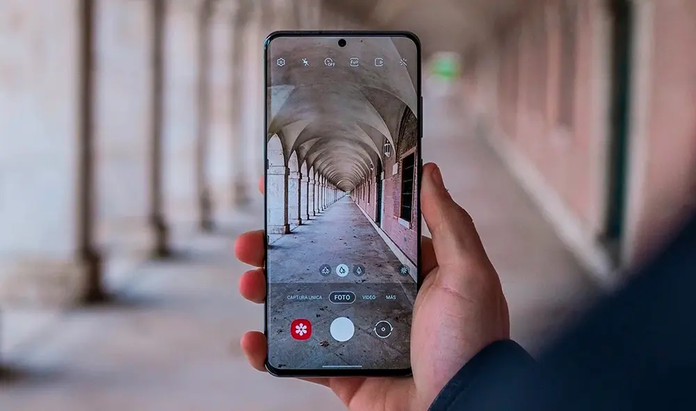 Remasterizar imagen es una opción que los smartphones Samsung recibieron con la última actualización de One UI. Foto: Andro4all