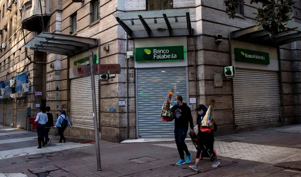 Debido al alza de contagios registrado en semanas anteriores, el Estado dispuso la cuarentena total en la Región Metropolitana. Foto: AFP Debido al alza de contagios registrado en semanas anteriores, el Estado dispuso la cuarentena total en la Región Metropolitana. Foto: AFP
