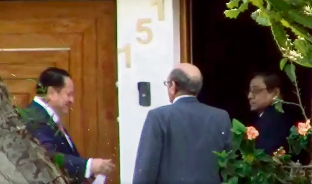 Reunión de Amigos. Luis Arce ingresa a casa de Walter Ríos, el principal operador de los "Cuellos Blancos del Puerto", en el Callao. Foto: difusión