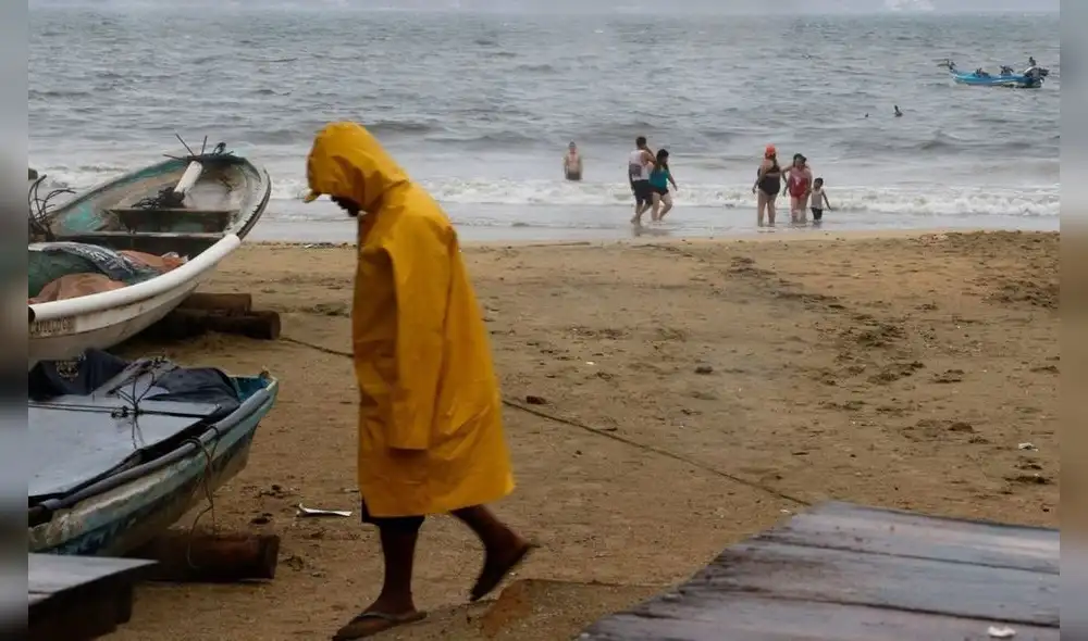 Se prevé que el huracán 'Enrique' se intensifique mientras se desplaza al sur de las costas de Colima. Foto: Cuartoscuro Se prevé que el huracán 'Enrique' se intensifique mientras se desplaza al sur de las costas de Colima. Foto: Cuartoscuro
