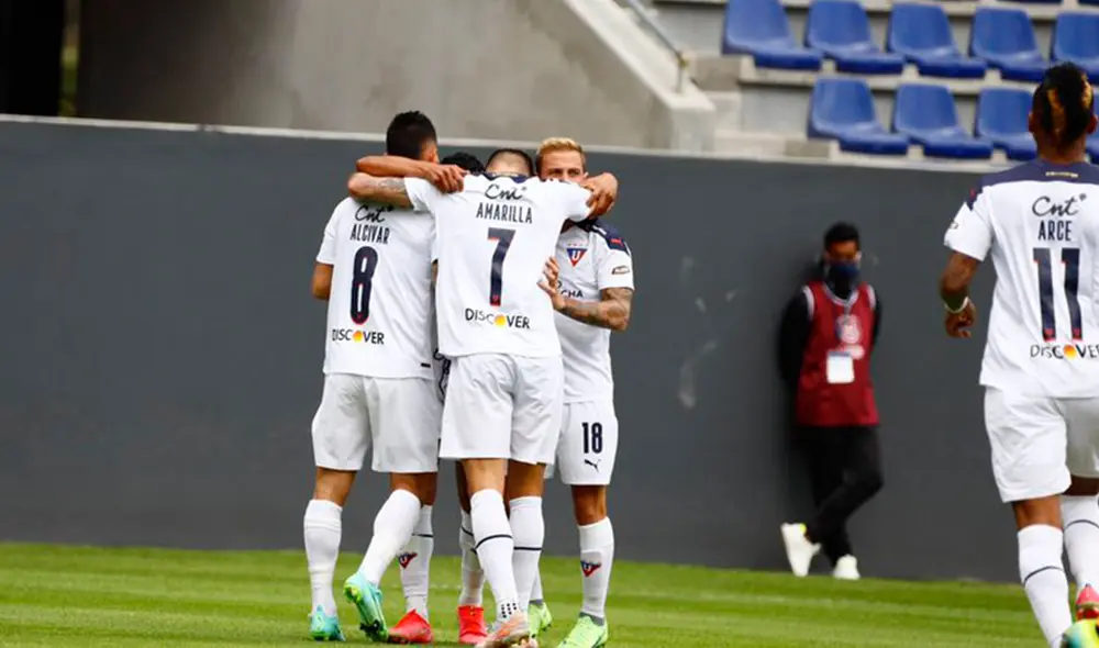 LDU se proclamó bicampeón de este torneo. Foto: FEF
