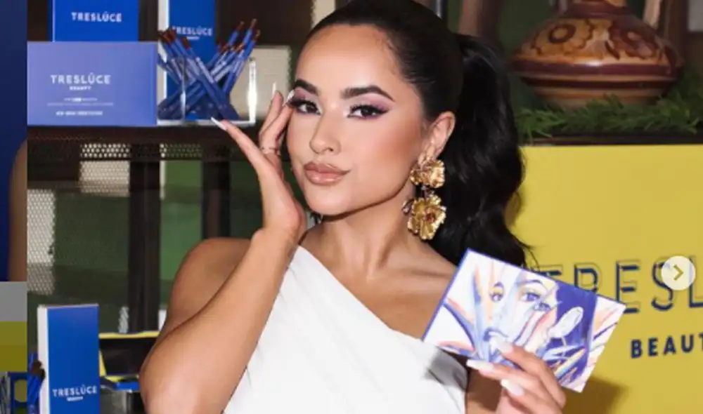 Becky G se declaró una fanática de los productos de belleza. Foto: Instagram Becky G se declaró una fanática de los productos de belleza. Foto: Instagram