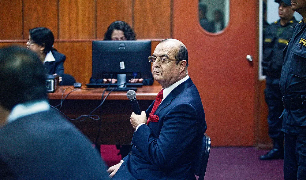 Interferencia. Montesinos interviene en las elecciones. Foto: archivo La República Interferencia. Montesinos interviene en las elecciones. Foto: archivo La República