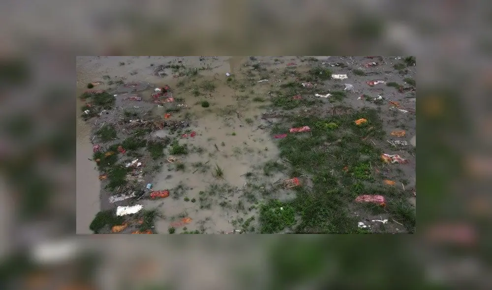 India superó los 300.000 muertos por COVID-19, lo que le convierte en tercer país que supera este umbral por detrás de Estados Unidos y Brasil. Foto: AFP India superó los 300.000 muertos por COVID-19, lo que le convierte en tercer país que supera este umbral por detrás de Estados Unidos y Brasil. Foto: AFP