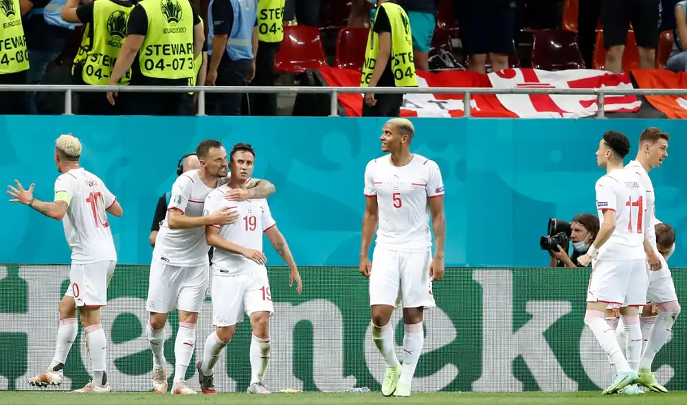 La mejor actuación de Suiza había sido en la Eurocopa 2016, cuando llegó a octavos de final. Foto: EFE