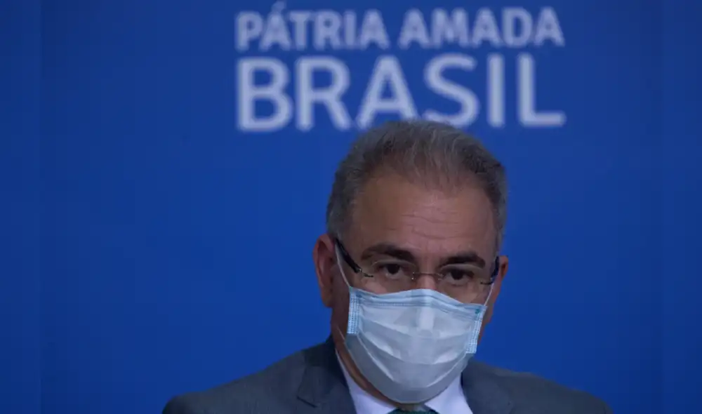 El ministro de la Salud, Marcelo Queiroga, participa en una ceremonia de lanzamiento del nuevo sistema de registro de Pescadores Profesionales y Rede Pesca Brasil, hoy en el Palacio de Planalto de la ciudad de Brasilia (Brasil). Foto: EFE El ministro de la Salud, Marcelo Queiroga, participa en una ceremonia de lanzamiento del nuevo sistema de registro de Pescadores Profesionales y Rede Pesca Brasil, hoy en el Palacio de Planalto de la ciudad de Brasilia (Brasil). Foto: EFE
