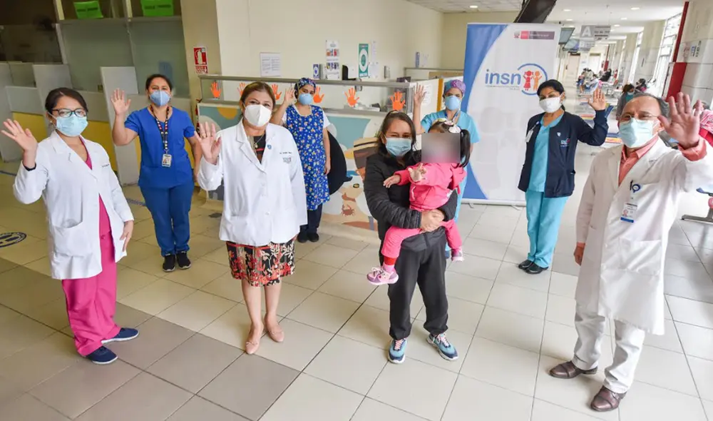 Niña de dos añitos nació sin esófago y médicos del INSN San Borja reconstruyeron esa parte de su organismo. Foto: INSN San Borja