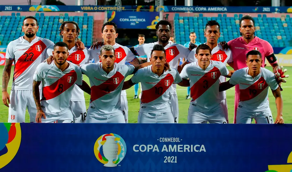Camisetas subastadas son las que fueron usadas en el partido ante Ecuador. Foto: EFE Camisetas subastadas son las que fueron usadas en el partido ante Ecuador. Foto: EFE