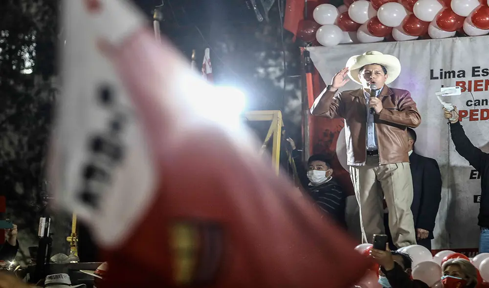 "Si Castillo gana, esa fue la decisión del pueblo peruano y vamos a buscar la forma de trabajar con él", señaló Juan González. Foto: EFE
