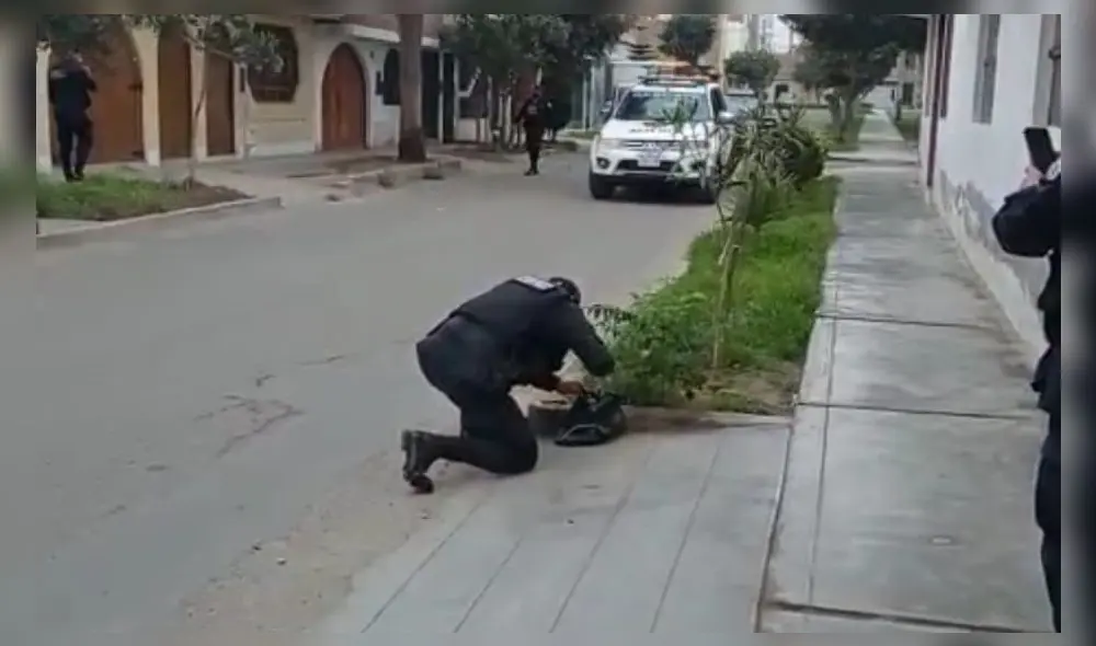 Agentes Udex lograron separar los componentes de la dinamita y procedieron a su destrucción. Foto PNP