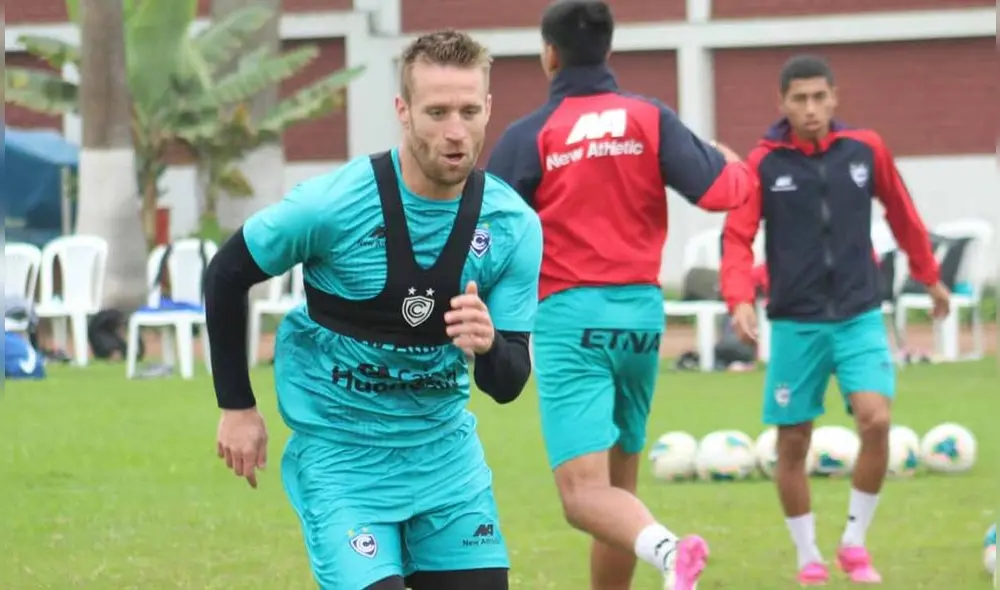 Danilo Carando tiene contrato con Cienciano hasta el 2022. Foto: Cienciano