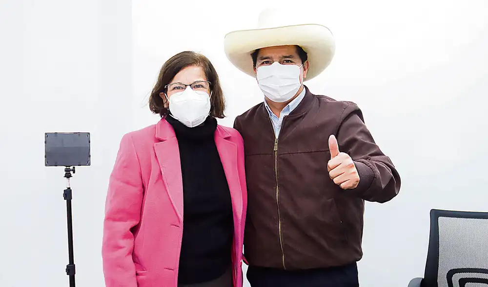 Educación. Líder de Perú Libre, Pedro Castillo, se reunió con la contadora y abogada Jeri Ramón Ruffner, rectora de la UNMSM. Foto: difusión