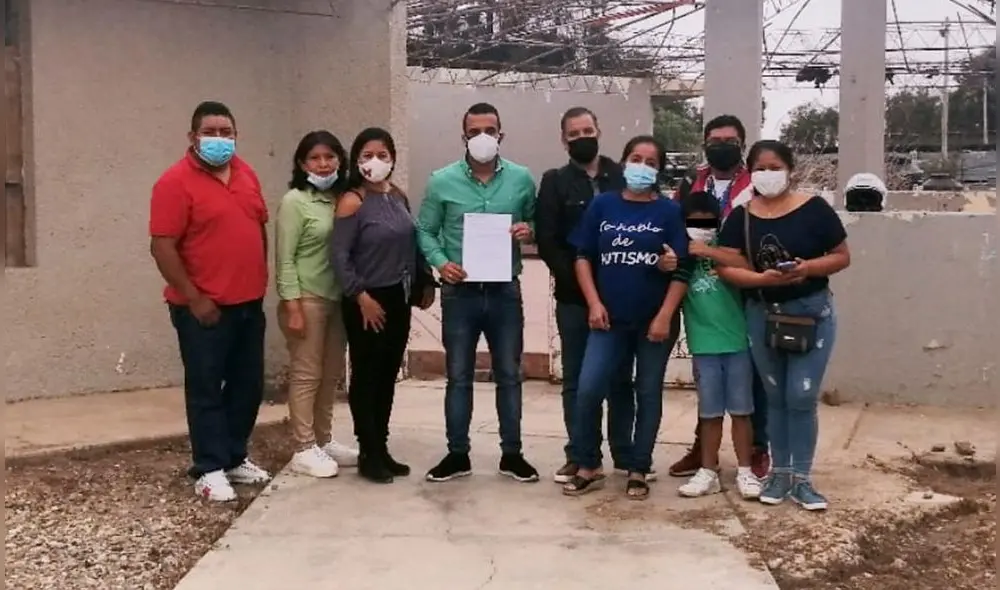 Luego de firmar el convenio, autoridades y miembros de Autismo Chiclayo visitaron el predio. Foto: GORE Lambayeque.
