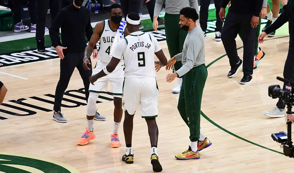 Bucks vencieron a los Hawks en Milwaukee por las Finales del Este. Foto: AFP