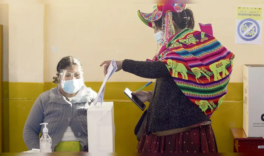Voto rural. Fuerza Popular presentó recursos de nulidad de cientos de actas de mesas ubicadas en zonas alejadas del país. Todos se desestimaron en los JEE. Foto: AFP