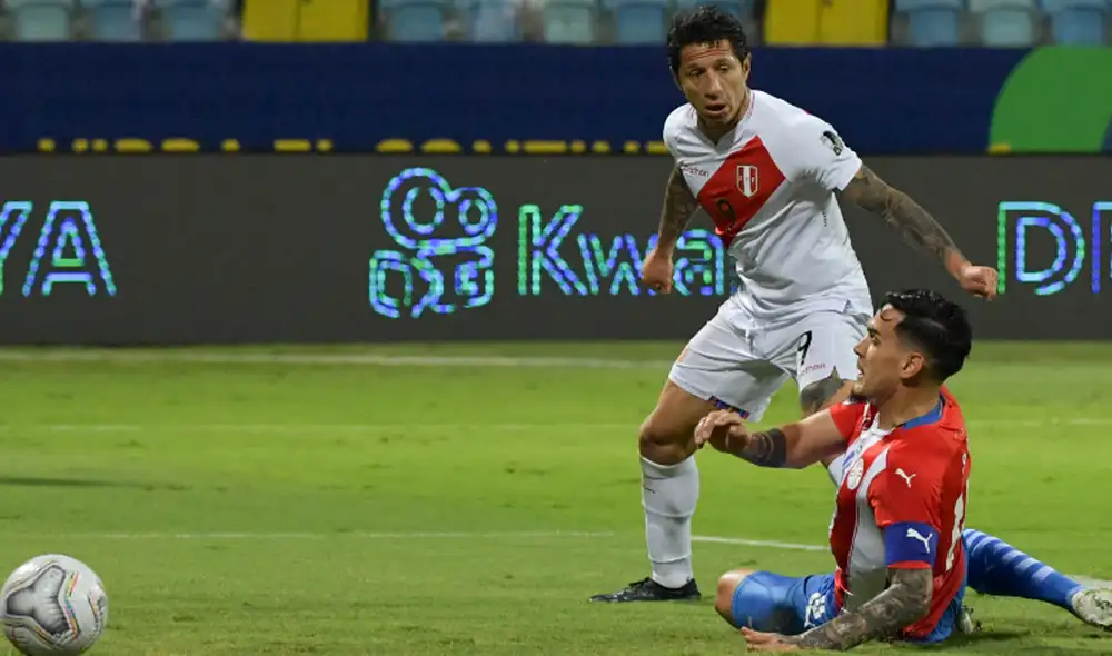Según la Conmebol, Gianluca Lapadula tiene solo dos tantos en la Copa América 2021. Foto: AFP Según la Conmebol, Gianluca Lapadula tiene solo dos tantos en la Copa América 2021. Foto: AFP