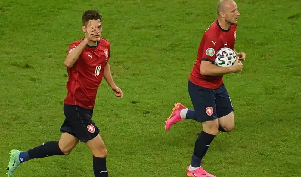 Patrik Schick llega a cinco dianas en la Eurocopa y es el goleador del torneo junto a Cristiano Ronaldo. Foto: EFE Patrik Schick llega a cinco dianas en la Eurocopa y es el goleador del torneo junto a Cristiano Ronaldo. Foto: EFE