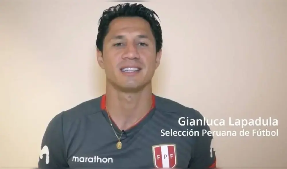 Gianluca Lapadula aparece en el nuevo mensaje de vacunación de la selección. Foto: Consejo de Ministros