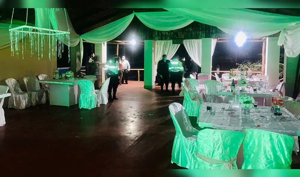 El lugar estaba acondicionado con bufet. Intervenidos eran los últimos asistentes que quedaban. Foto: Policía