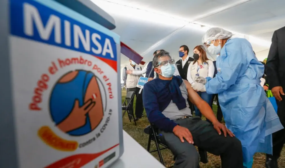 Más de 4 millones de peruanos recibieron la primera dosis. Foto: Minsa