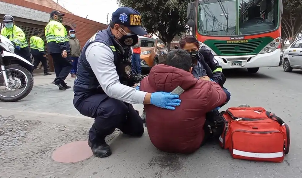 La víctima tenía varias contusiones en la pierna izquierda. Foto: Municipalidad de Surco La víctima tenía varias contusiones en la pierna izquierda. Foto: Municipalidad de Surco