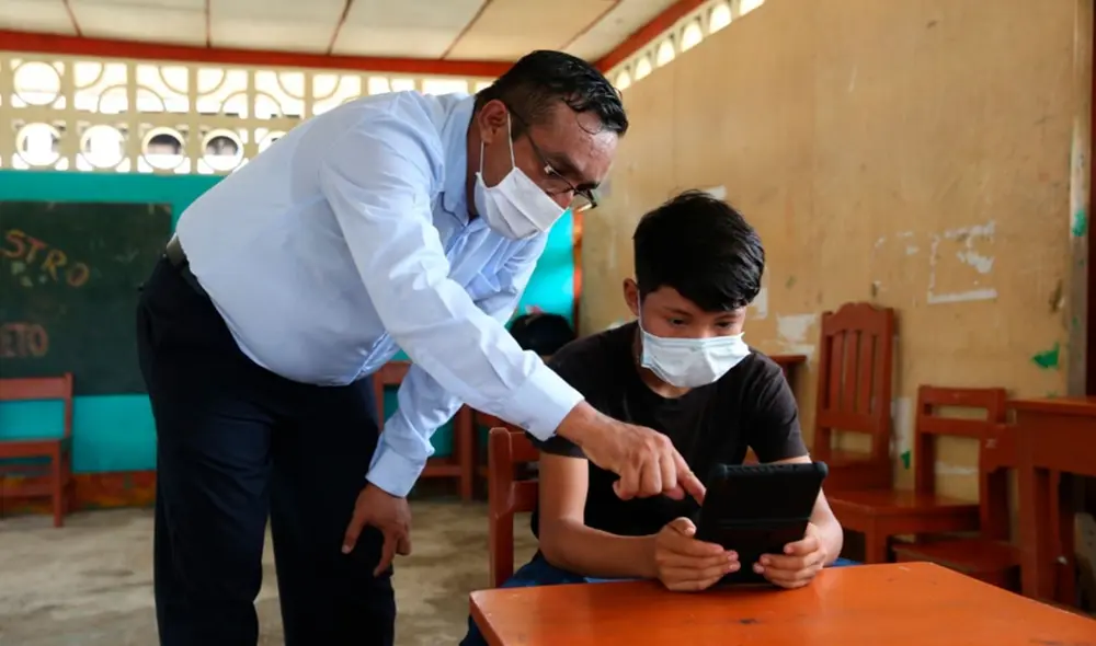 2.500 escuelas están trabajando desde hace unos meses, reveló Cuenca. Foto: La República 2.500 escuelas están trabajando desde hace unos meses, reveló Cuenca. Foto: La República