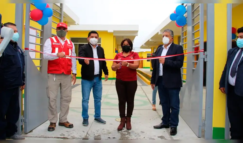 Subdirector de la ARCC y autoridades de El Porvenir inauguraron el plantel Rayito de Luz. Foto: ARCC.