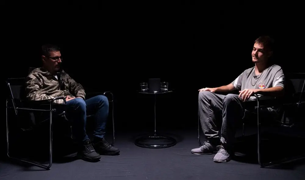 Bnet habló con el periodista argentino Julio Leiva en el programa Caja Negra Foto: Filo News