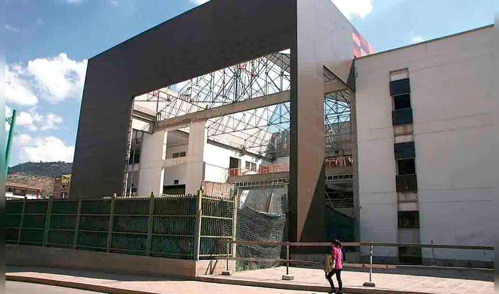 Elefante blanco. Inició en el 2012 y no avanzó ni la mitad.