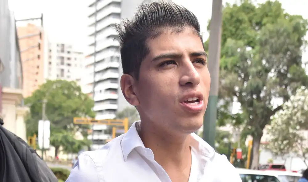 John Kelvin permanece en silencio tras ser acusado de agredir a su esposa. Foto: La República John Kelvin permanece en silencio tras ser acusado de agredir a su esposa. Foto: La República