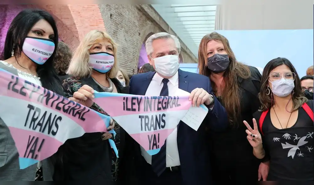 Fernández promulgó la Ley 27.636 llamada “Diana Sacayán-Lohana Berkins”. Foto: Prensar.net